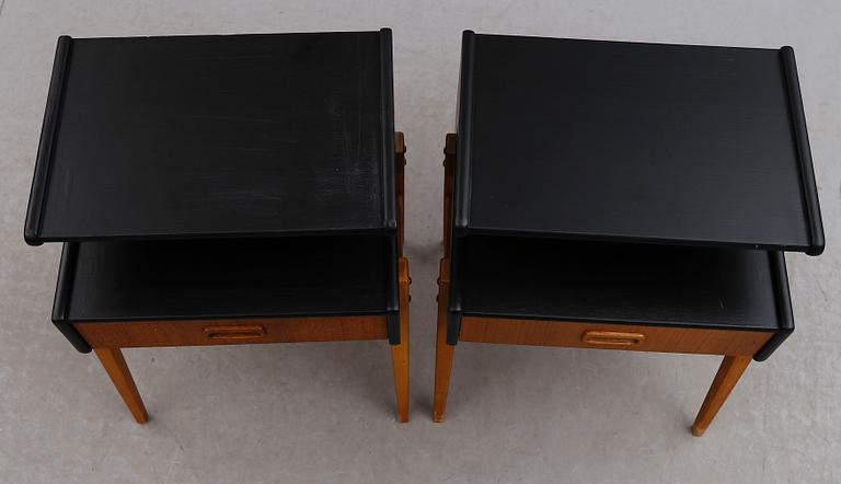 SÄNGBORD, 1 par, 1900-talets mitt.