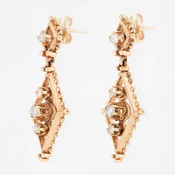 Earrings, a pair, 14K gold with brilliant-cut diamonds.