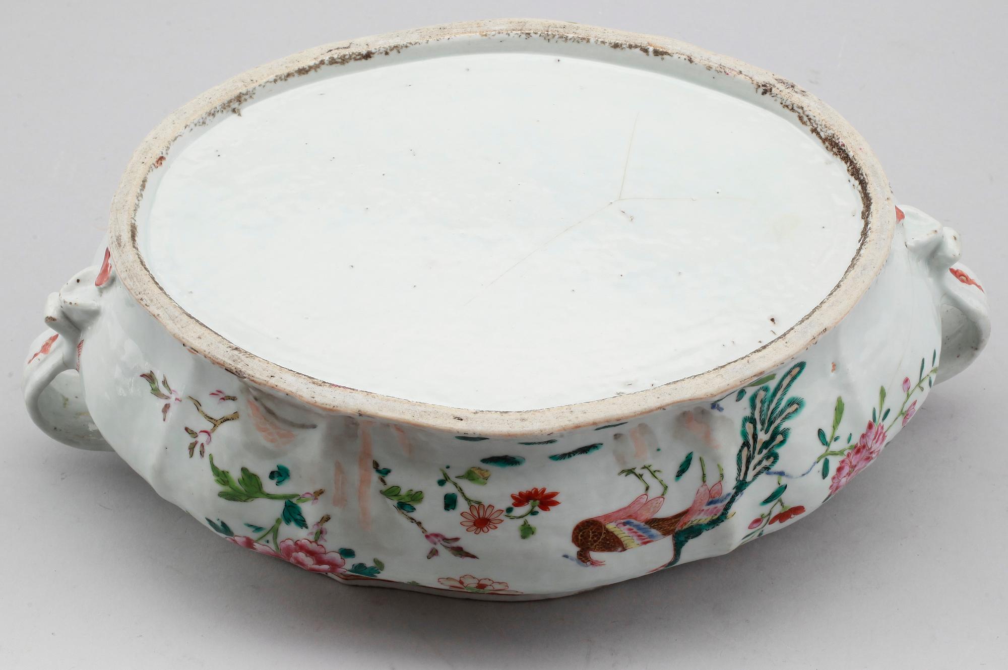 TERRIN, porslin, Kina, Qianlong 1736-1795.