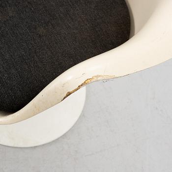 Eero Saarinen, an armchair, 'Tulip', Knoll International.