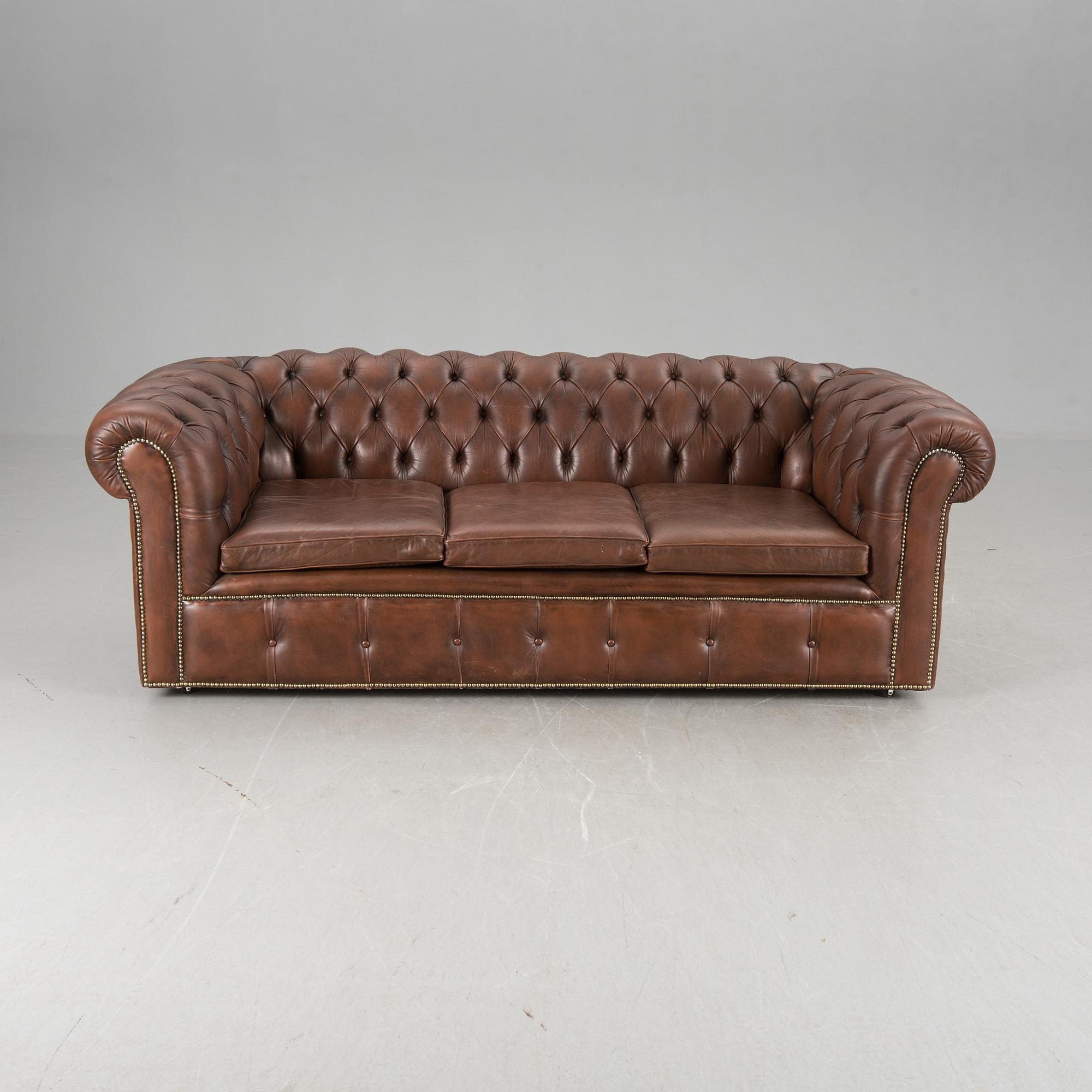 SOFFA, Chesterfield-modell, 1900-talets senare del.