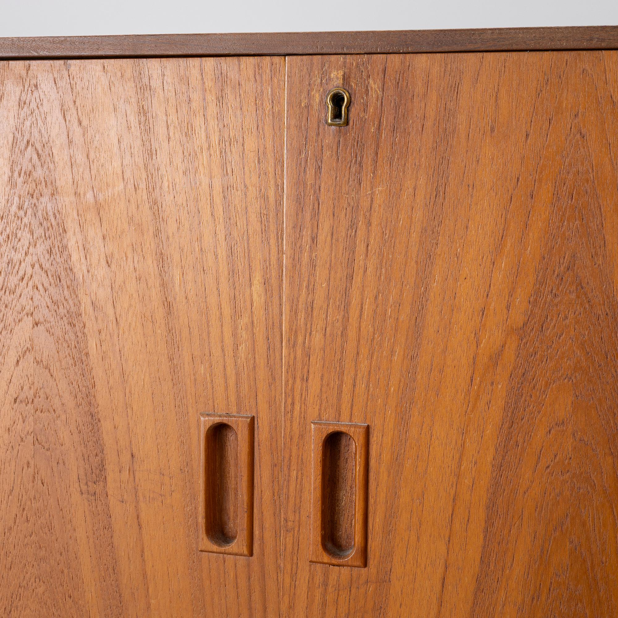 Cabinet, 6 sections, 1950s–60s.
