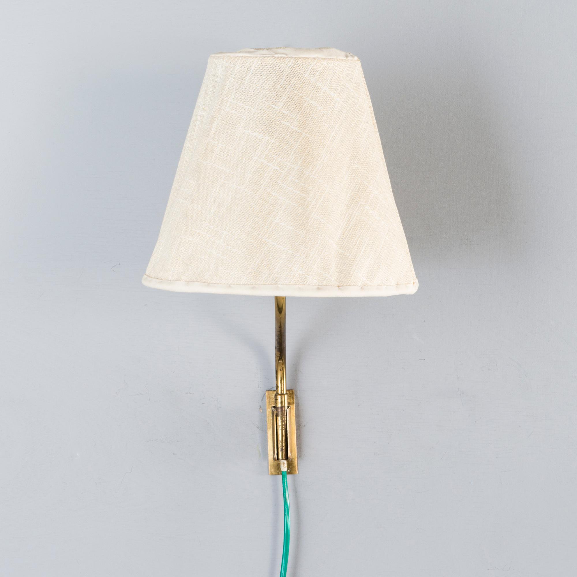 LISA JOHANSSON-PAPE, SEINÄVALAISIN, malli 3053, Stockmann Orno 1900-luvun puoliväli.