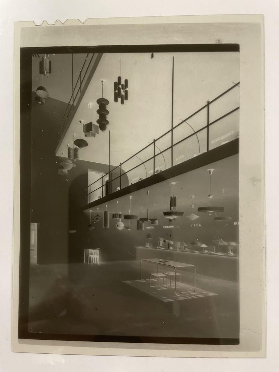 Elis Bergh, taklampa, Kosta glasbruk, modellen visad på Stockholmsutställningen 1930.
