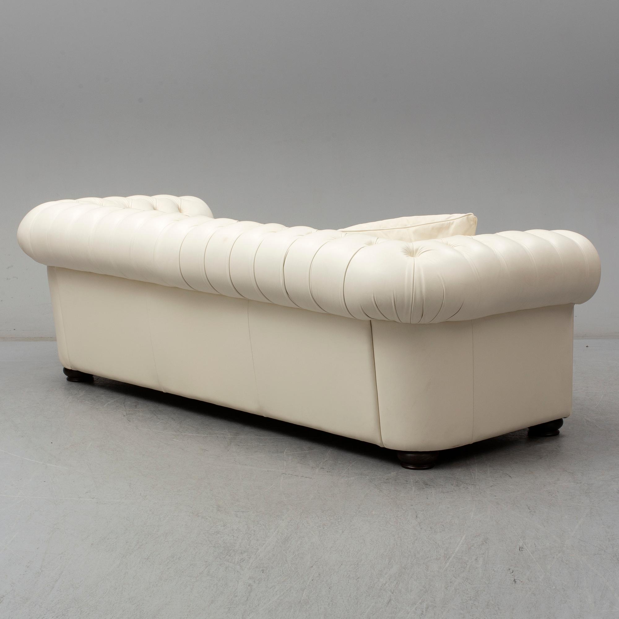 A "King" sofa from Natuzzi, 21th century.