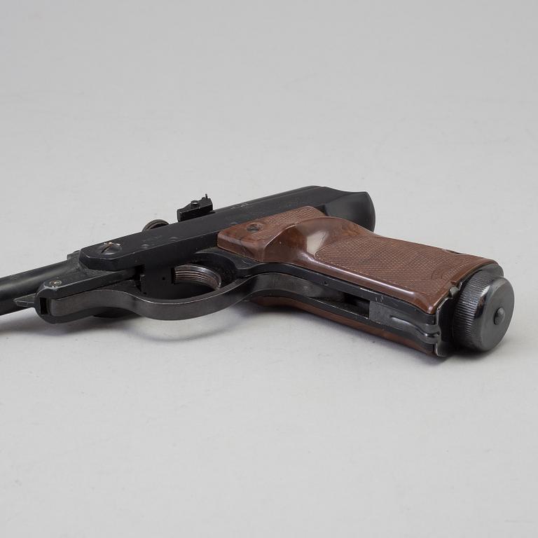 Air pistol, a .177 (4.5mm) Walther 'LP MOD.53' serial no 010950.