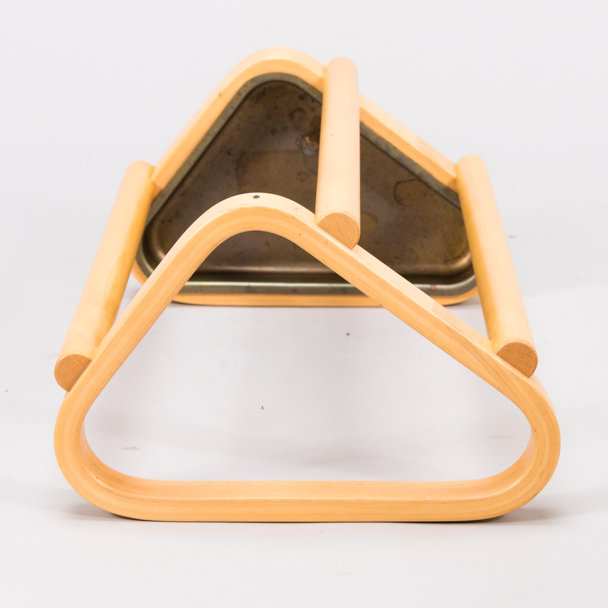 ALVAR AALTO, SATEENVARJOTELINE, malli 115, Artek, 1900-luvun jälkipuoli.