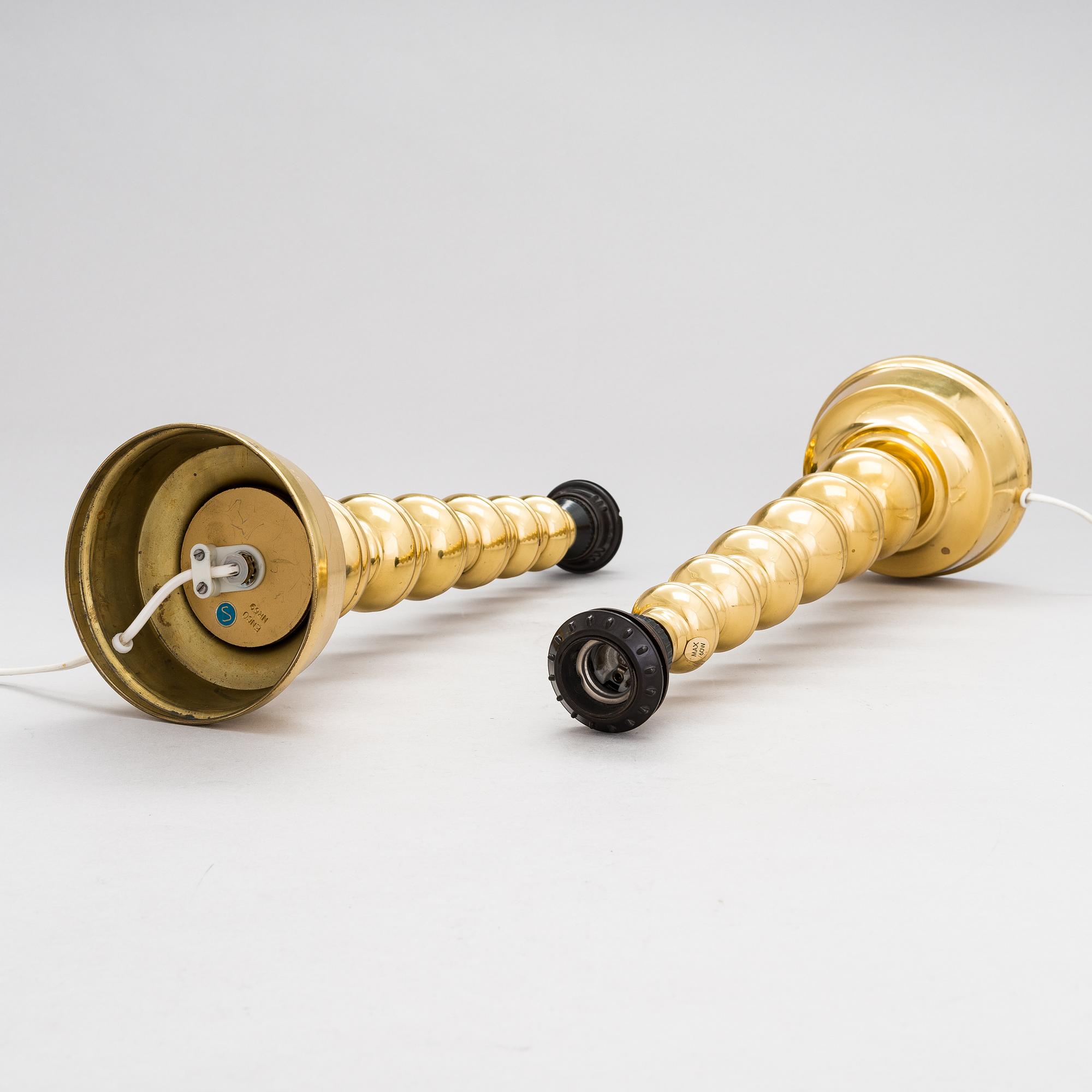 Pöytävalaisinpari, Enco nro 69, 1900-luvun jälkipuolisko.