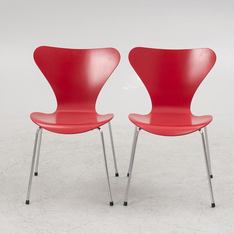 Arne Jacobsen, chairs, 6 pcs, "The Seven", Fritz Hansen, Denmark.