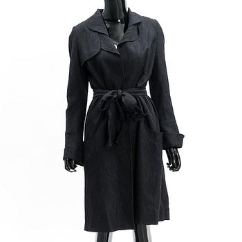 COAT, Jasmine di Milo, size 38.