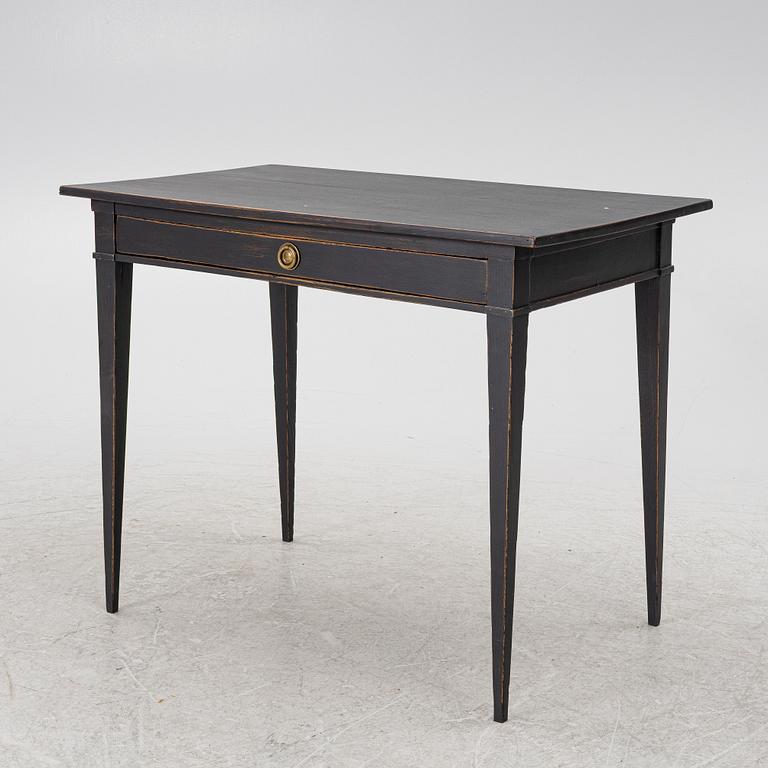 A table, first half of the 20th century.