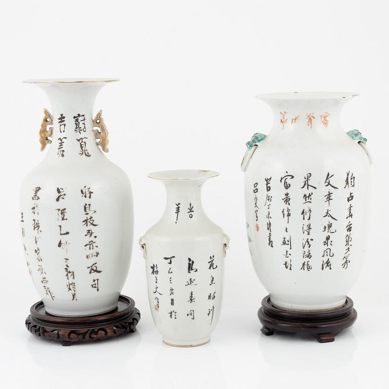 A set of three Chinese vases, 20th Century.