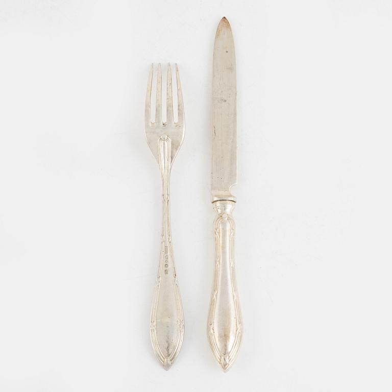 Fruit cutlery, 24 pieces, silver, mark of Carl Fredrik Carlman, Stockholm 1913-14.