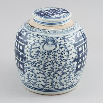 BOJAN MED LOCK, porslin, Kina, 1800-tal.