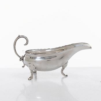 William Hutton & Sons Ltd, cream jug, silver, Birmingham, England 1901.