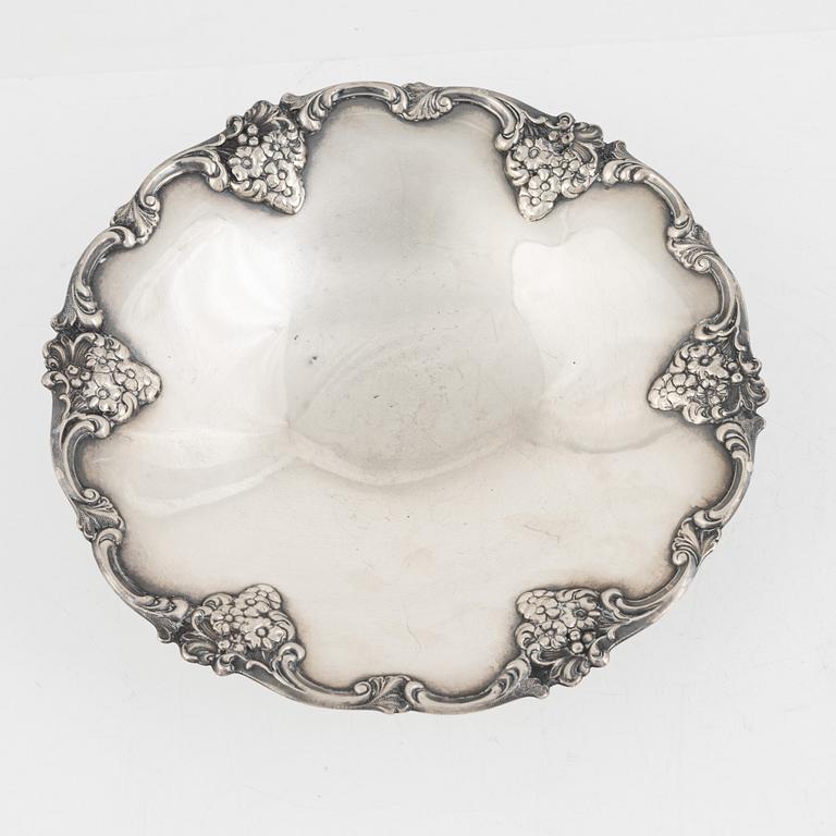 A silver Rococo style bowl,  Kultakeskus, Finland, 1948.
