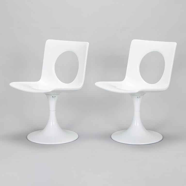 Carl Gustaf Hiort af Ornäs, tuoleja, 4 kpl, "Afo-Seat-2001", SOK Rauman Tehtaat. Malli suunniteltu 1971.