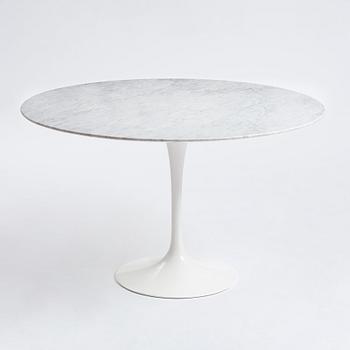 Eero Saarinen, bord och sex stolar, "Tulip", Knoll, sannolikt 1960-tal.