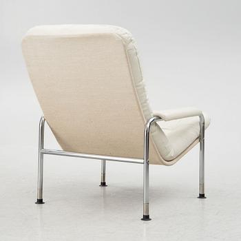A 1970's armchair.