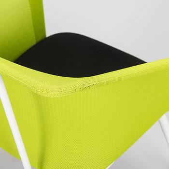 Jouni Leino, Fåtölj, "Lobay" för Brocape 2017. Jouni Leino Design Studio.