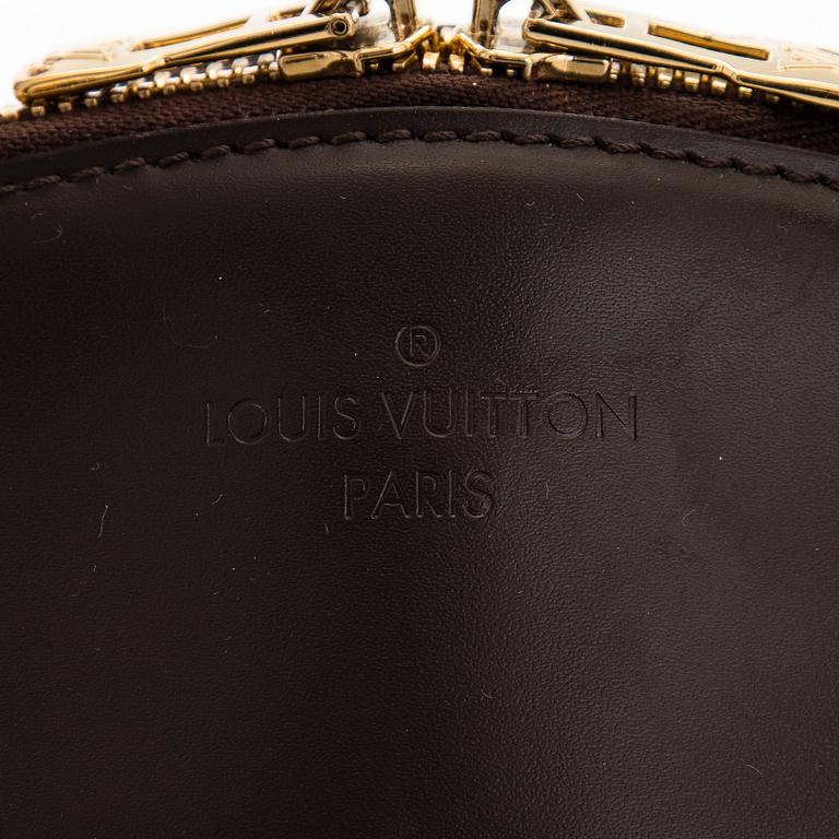Louis Vuitton, a 'Verona PM' handbag.