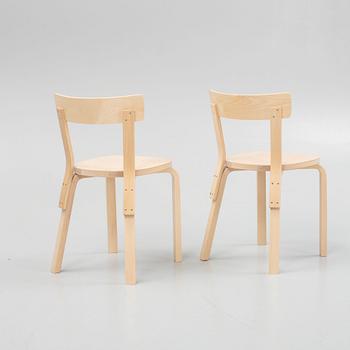 Alvar Aalto, stolar, ett par, modell 69, Artek, Finland, 2021.