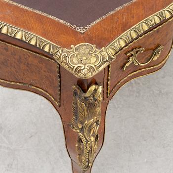 A Louis XV style desk, early 20th Century.