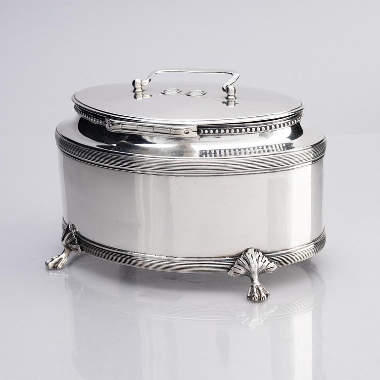 A Swedish 18th century Gustavian silver sugar-casket, mark of Pehr Zethelius, Stockholm 1796.