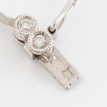 Bracelet 18K white gold with round brilliant-cut diamonds.