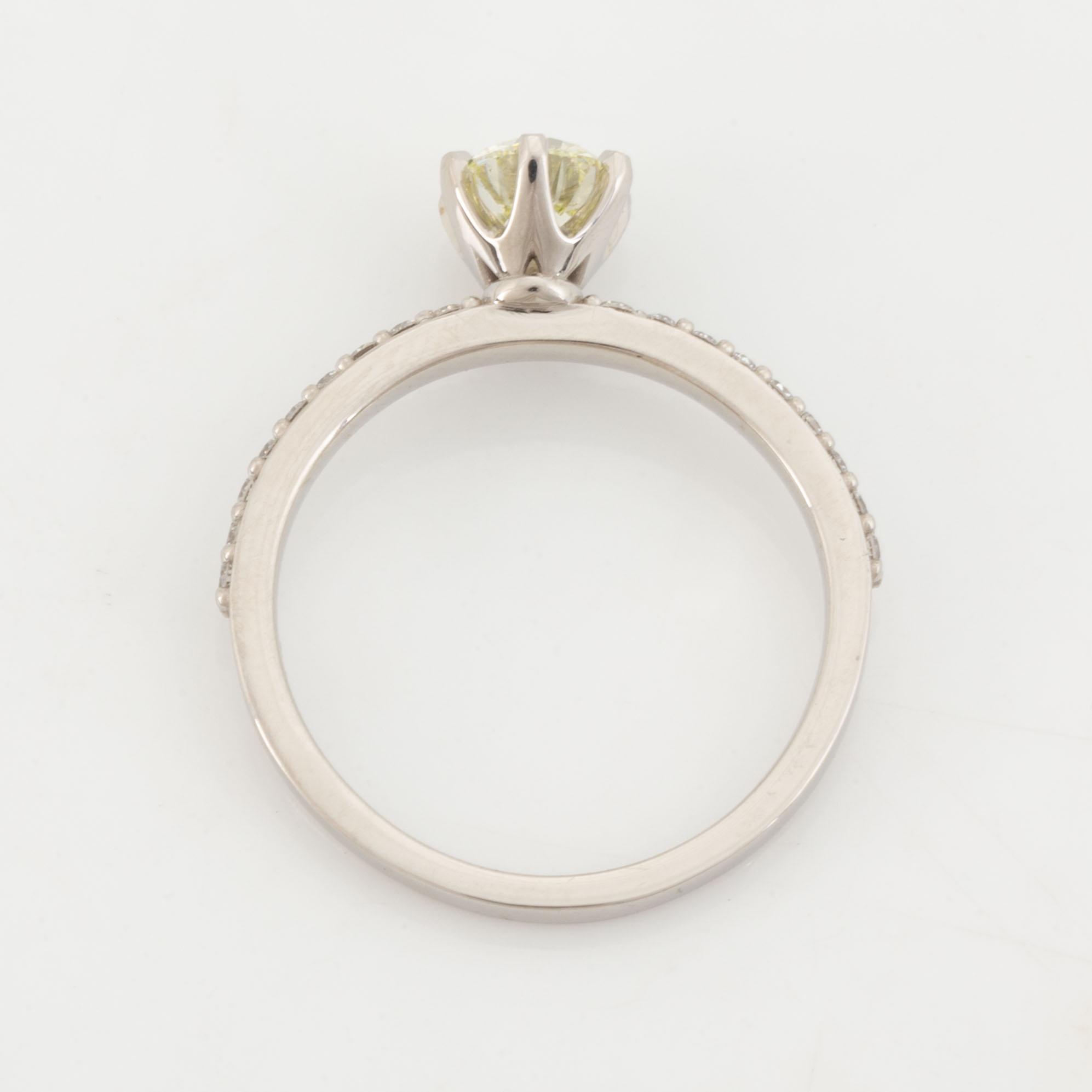 Brilliant cut diamond ring.