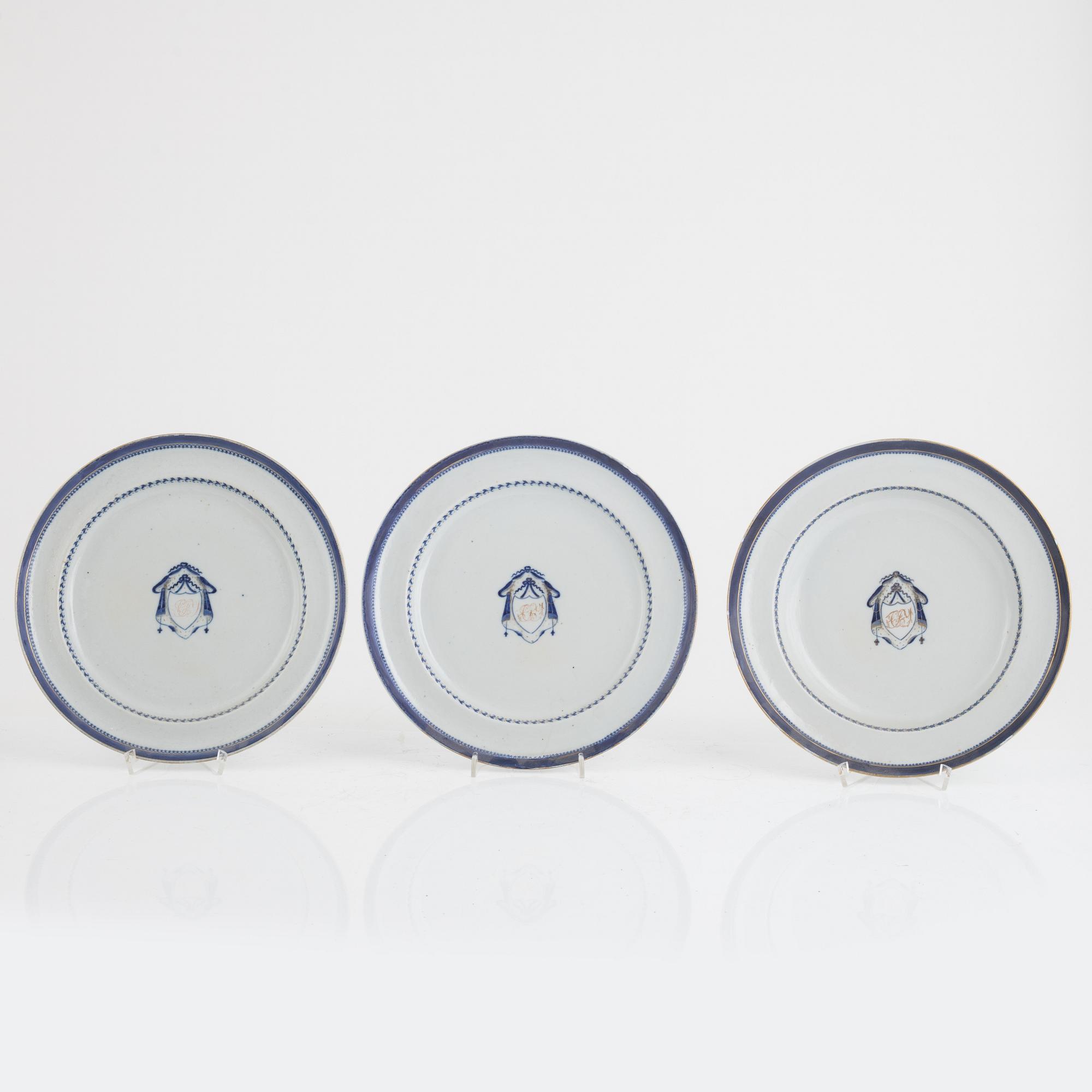 Servisdelar, 10 delar, porslin, Kina, Qianlong (1736-95) & Jiaqing (1795-1820).