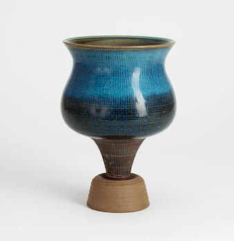 A Wilhelm Kåge 'Farsta' stoneware vase, Gustavsberg studio 1957.