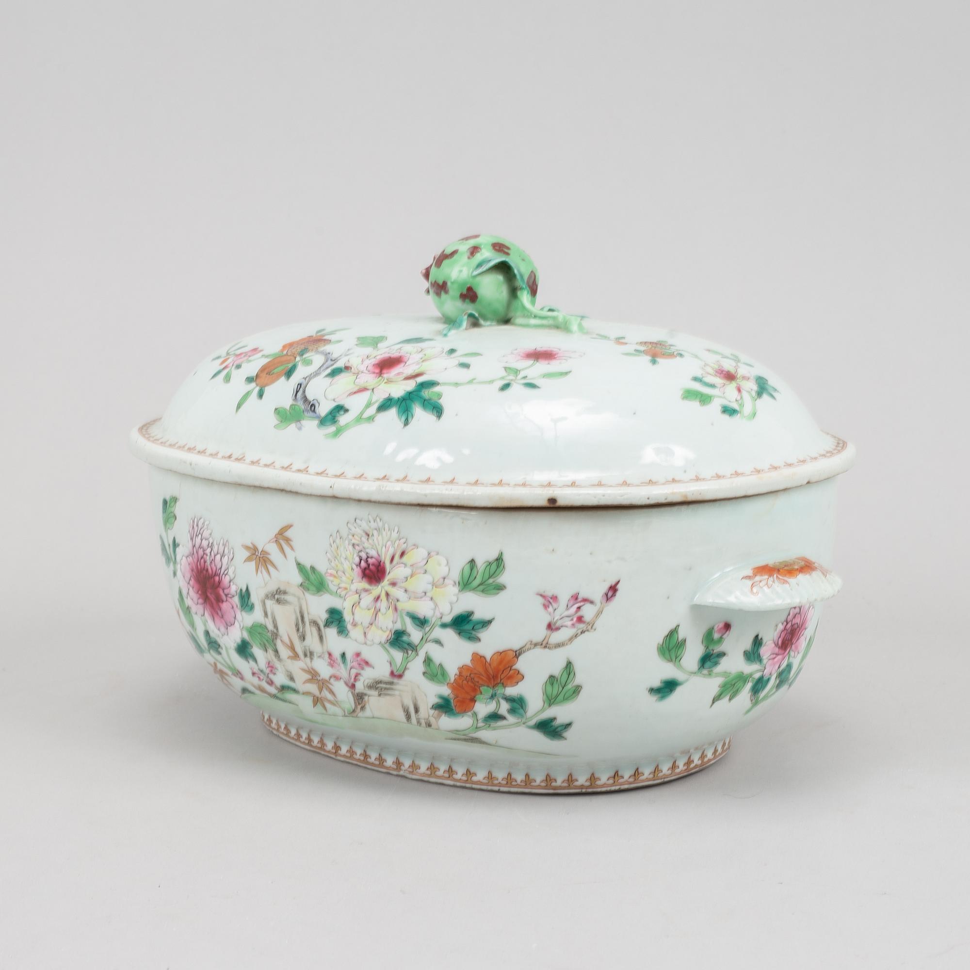 A famille rose tureen with cover, Qing dynasty, Qianlong (1736-95).