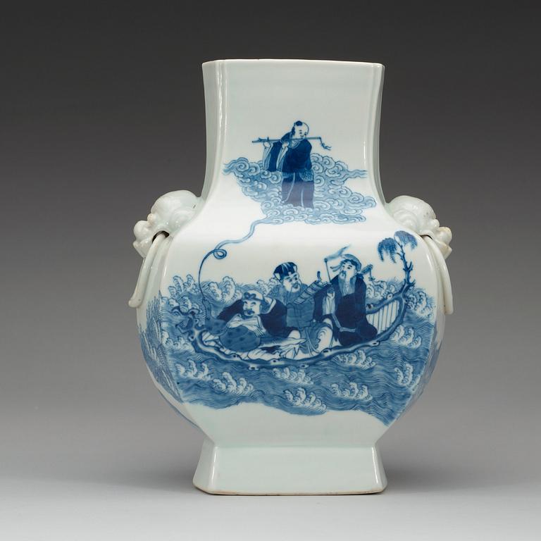 A blue and white vase, early 20th Century.