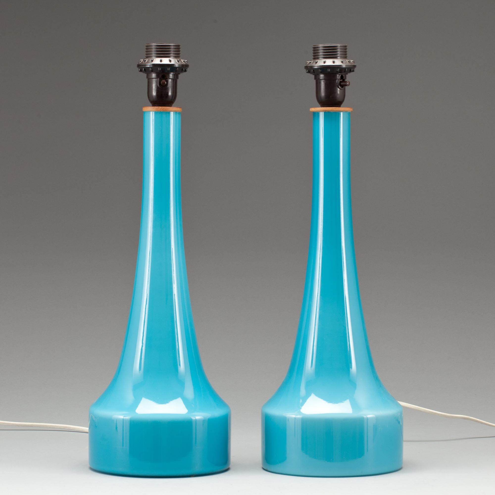 BORDSLAMPOR, ett par, glas, Holmegaard.