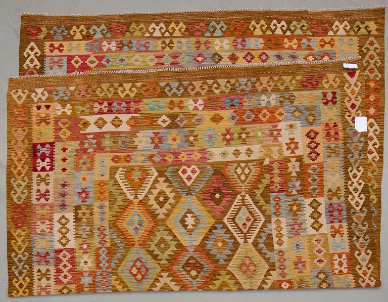 KELIM, Uzbekistan. Ca 340x247.