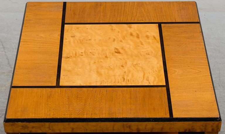 A 1920s/1930s art deco table.