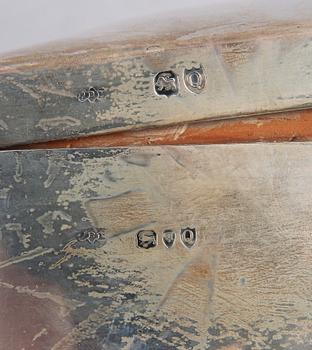 CIGARETTSKRIN. Silver. England.