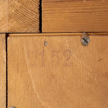 Skåp, modell 152, Alfred Ehrlin AB, Tranås, 1940-tal.