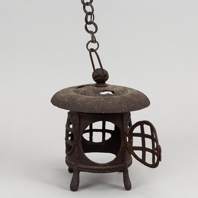 A Japanese lantern, early 20th Century.