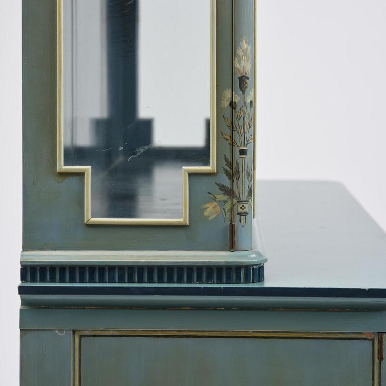 Carl Malmsten, a Swedish Grace showcase cabinet, cabinetmaker Albin Johansson, Stockholm, for Villa Kvikkjokk, 1927.