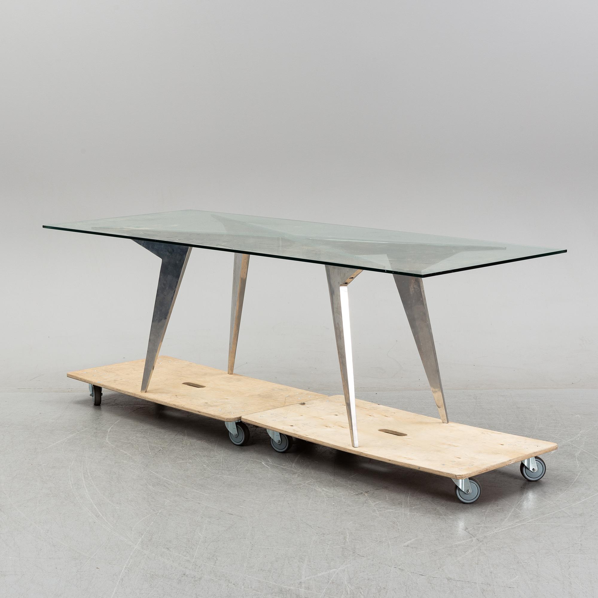 Shideh Shaygan, skrivbord, tillverkat av Ambolt Smide AB, 1994.