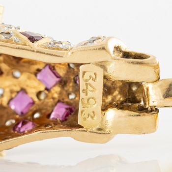 Bracelet in the form of a panther's head 18K gold.