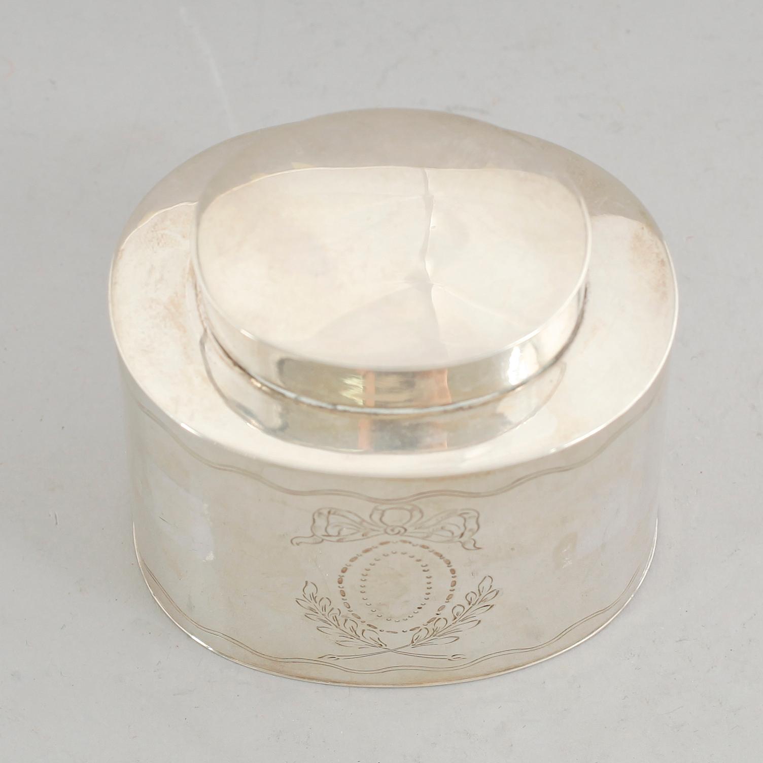 TEDOSA, silver, svenska importstämplar, 1900-talets första hälft. Vikt ca 150 gram.