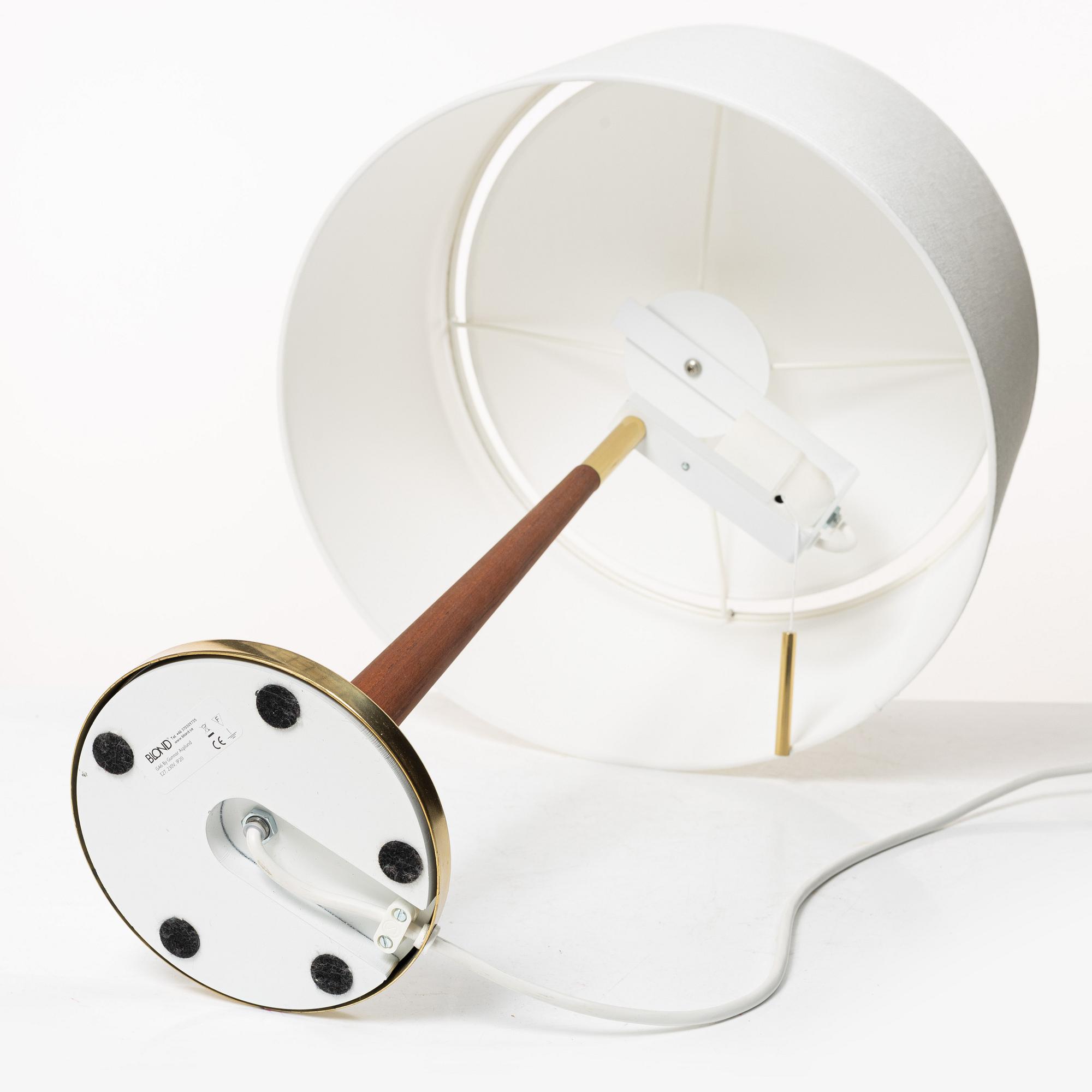 Gunnar Asplund, a 'GA6' table lamp, Blond belysning Ab, Sweden, 21st century.