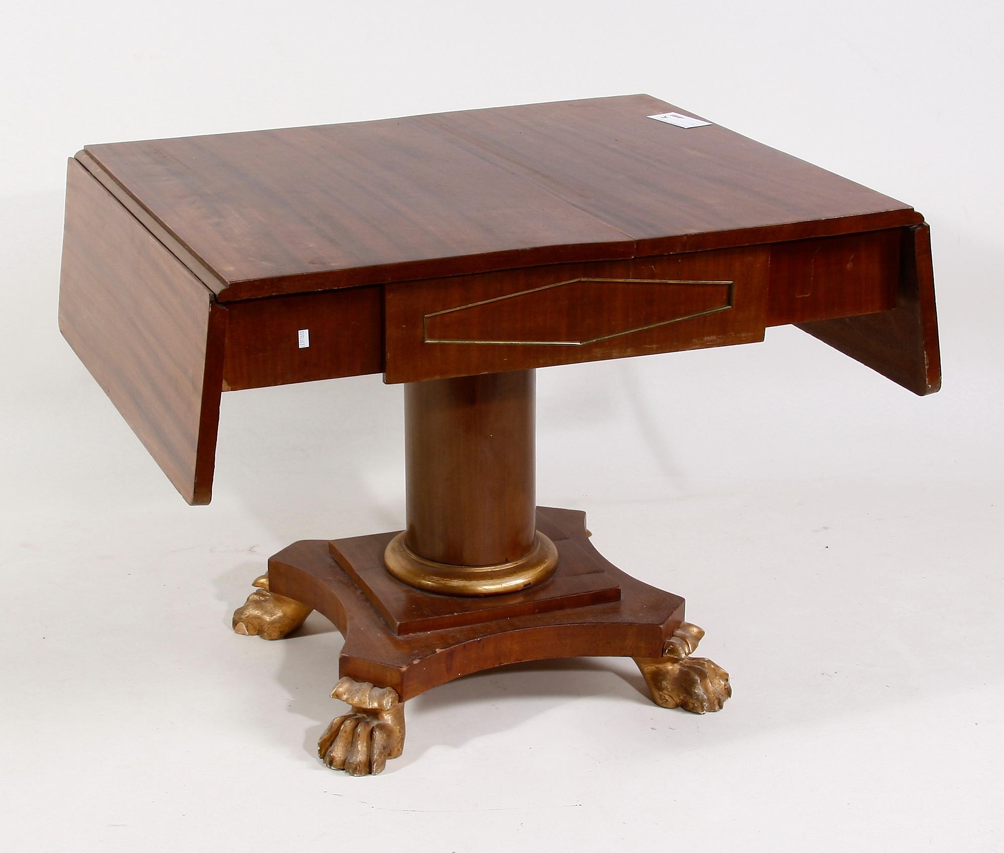 SALONGSBORD, Karl Johan, 1800-tal.