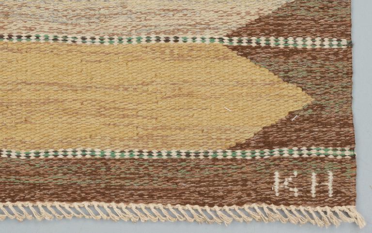 CARPET. Flat weave (Rölakan). 246 x 171,5 cm. Signed HJ KH.