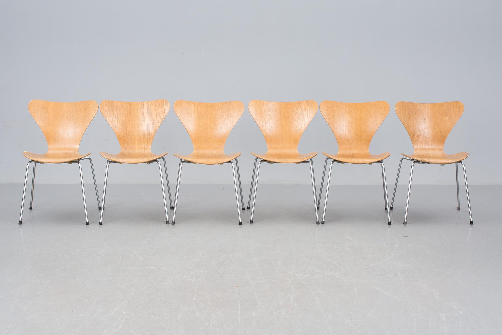 STOLAR, 6 st, "Sjuan", Arne Jacobsen för Fritz Hansen.