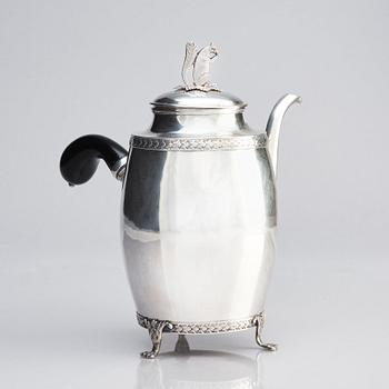 Johan Petter Grönvall, kaffekanna, silver, Stockholm 1818. Empire.