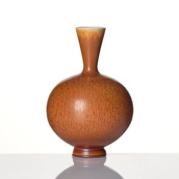 Berndt Friberg, a stoneware vase, Gustavsberg studio, Sweden 1969.